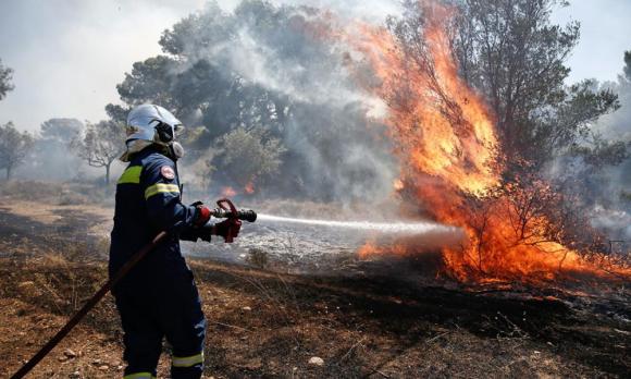 Πολύ υψηλός κίνδυνος πρόκλησης πυρκαγιάς σε όλη την Κρήτη. Οδηγίες από τον Δήμο Χανίων