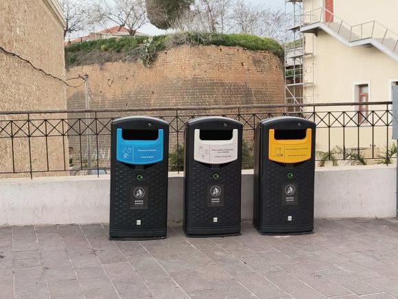Νέες συστοιχίες κάδων ανακύκλωσης στην πόλη των Χανίων