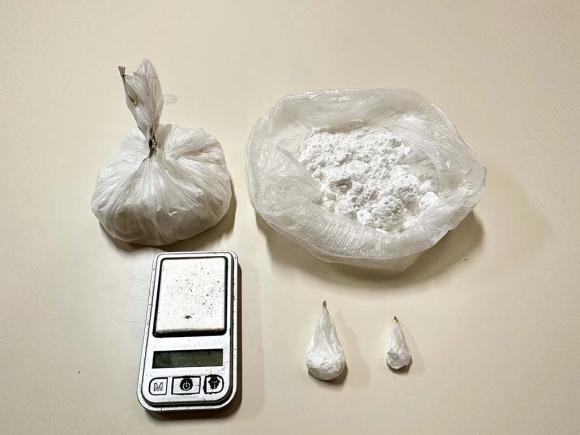 ΦΩΤΟ | Δύο συλλήψεις για κοκαΐνη και χασίς στο Ρέθυμνο